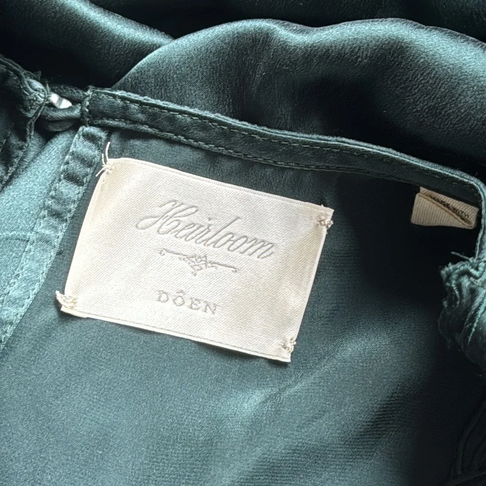 Doen Melinda Heirloom Silk Long Sleeve Dress in Alpine Green - Picture 5 of 6